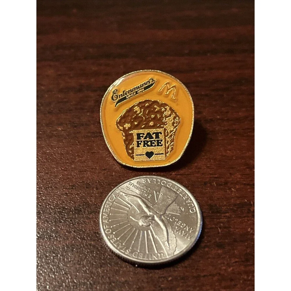 McDonald’s‎ Entenmann’s Fat-Free Muffin Employee Lapel Hat Pin